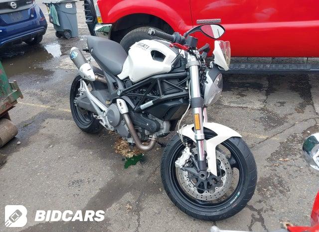 2009 Ducati Monster 696