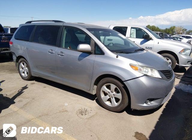 2011 Toyota Sienna Le V6