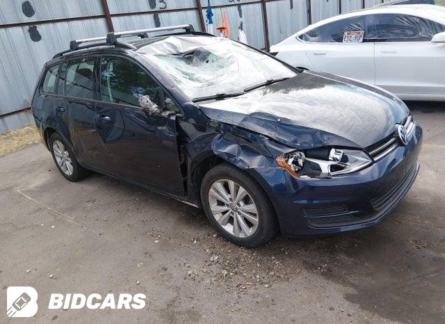 2017 Volkswagen Golf Sportwagen Tsi S