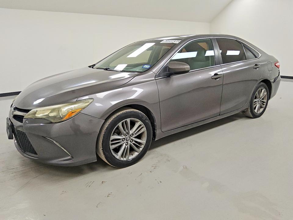 2015 Toyota Camry SE